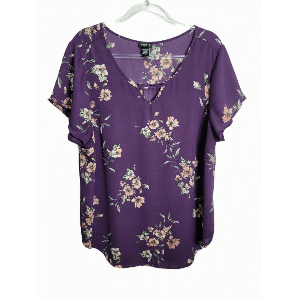 Torrid Womens 2X Blouse Purple Floral Short Sleeve Keyhole Neck Georgette Top
